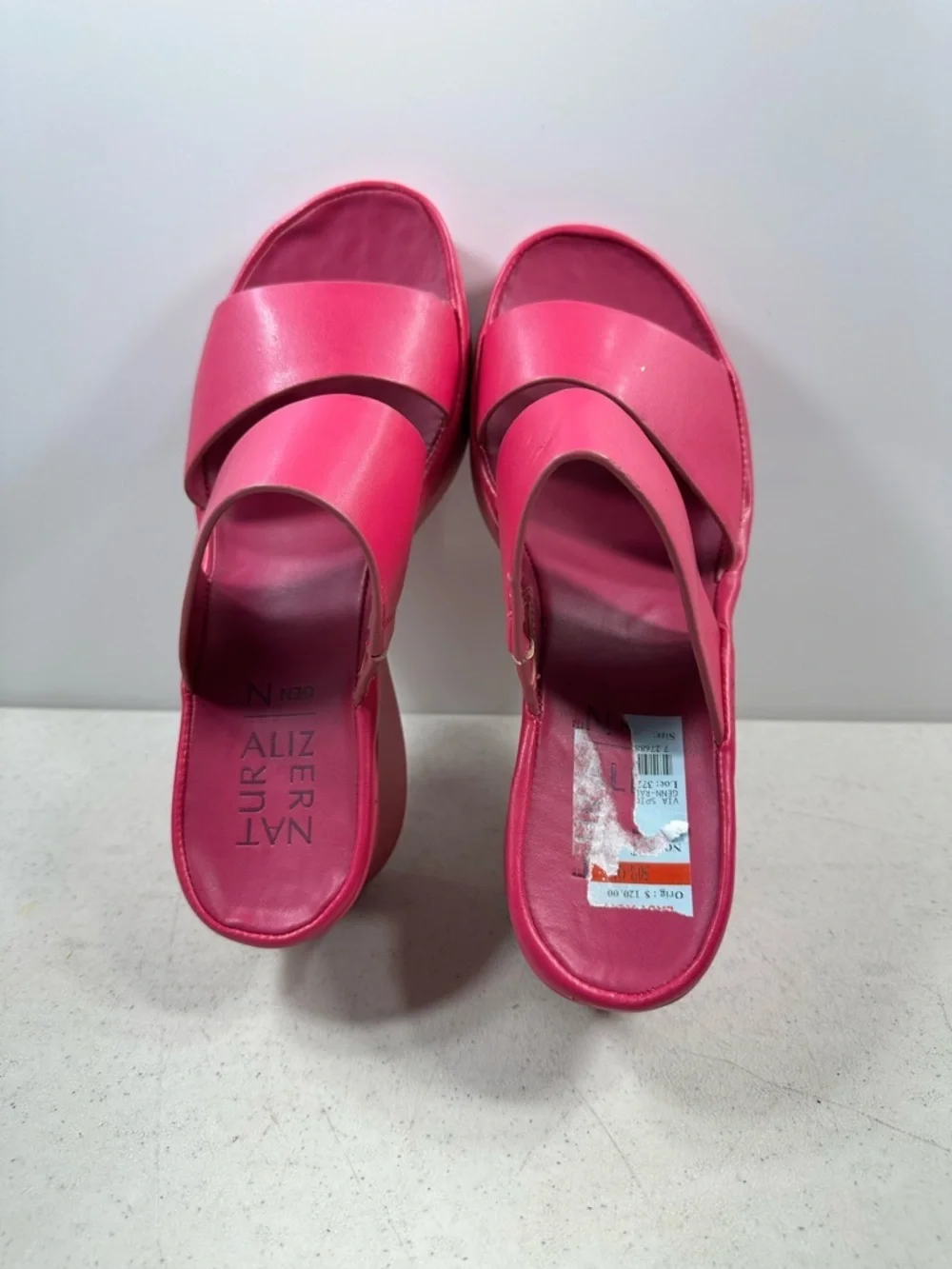 Naturalizer vibrant hot